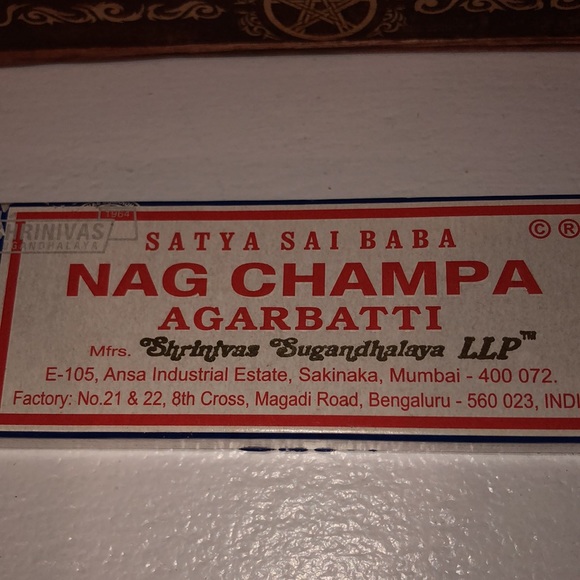 Hand carved wooden incense box, 2 cone/2 stick holder & box of 8 sticks -NWOT - Picture 7 of 16